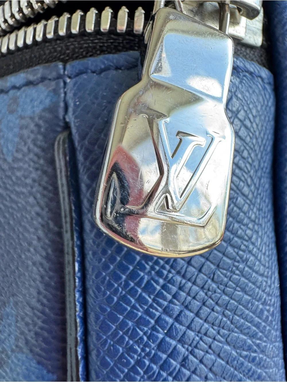 Louis Vuitton Outdoor Messenger PM Taigarama w/COA and Dust Bag - Unisex